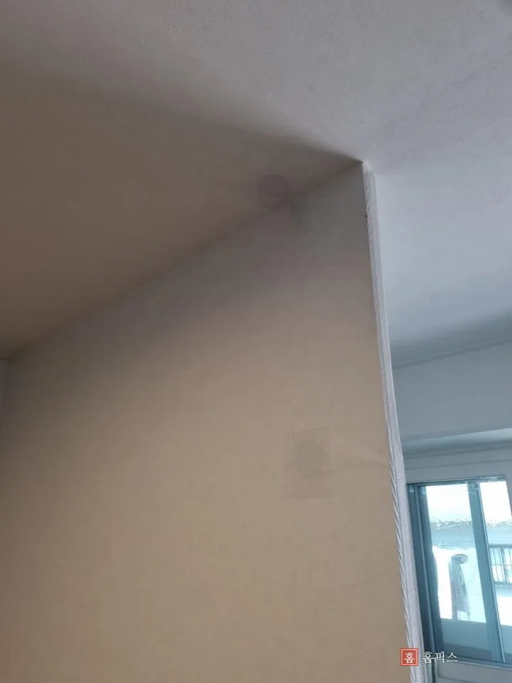 복원을 마친 가벽 전체 모습